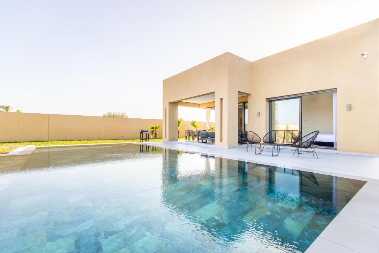 Villa NeWaVe, Lux, Piscine chauffée Inclus, Personnels Marrakesh Exterior foto