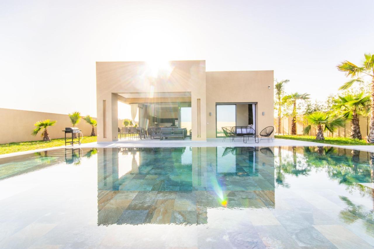 Villa NeWaVe, Lux, Piscine chauffée Inclus, Personnels Marrakesh Exterior foto